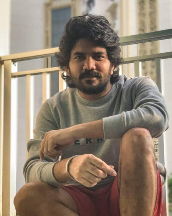 அதனை தொடர்ந்து பல திரைப்படங்களில் கமிட் ஆகி பிஸியாக வலம் வருகிறார் கவின்.