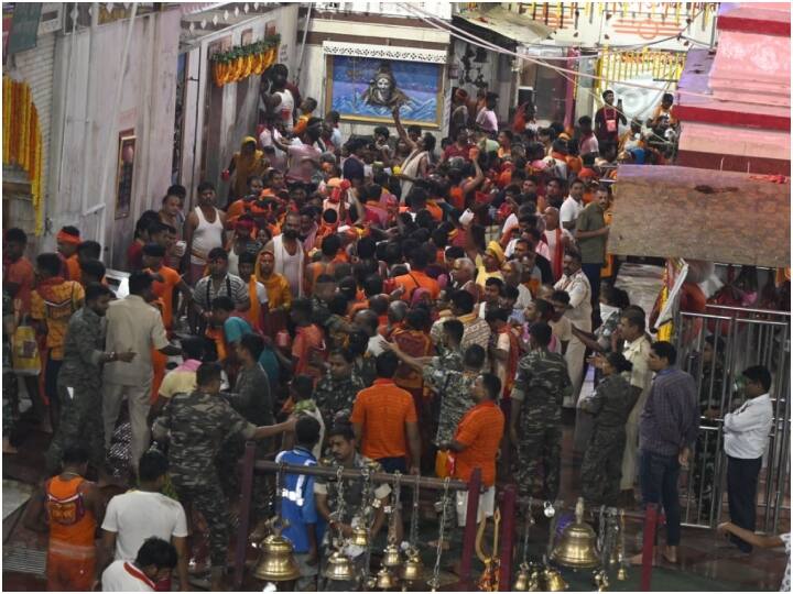 deoghar over one lakh kanwariyas performed jalabhishek in basukinath ann Jharkhand: सावन के आखिरी सोमवार को बासुकीनाथ में लगी भक्तों की कतार, 1.3 लाख कांवड़ियों ने किया जलाभिषेक