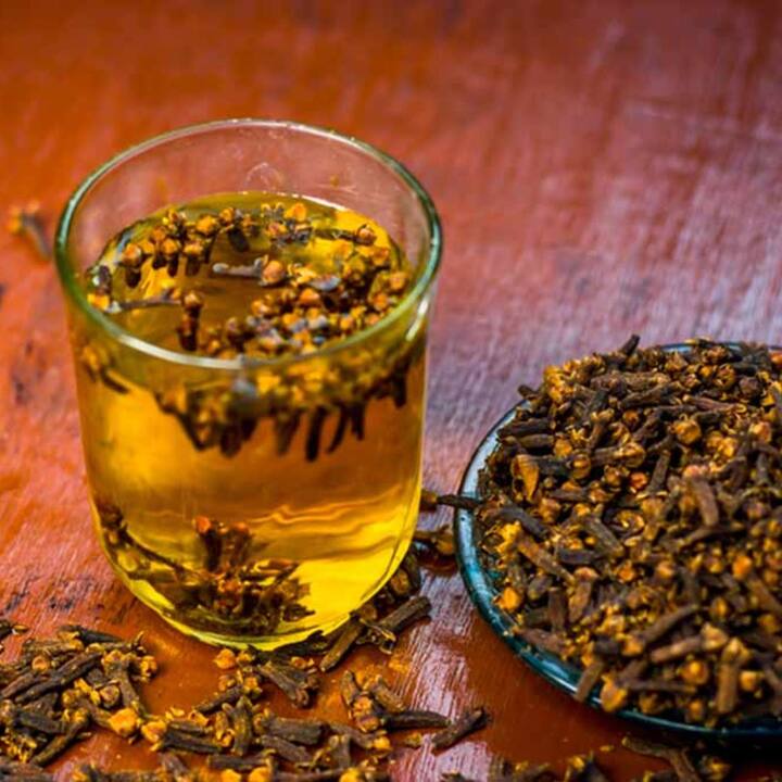 Clove benefits for skin - ਲੌਂਗ ਦਾ ਪਾਣੀ ਸਾਡੇ ਸਰੀਰ ਲਈ ਕਿਵੇਂ ਹੈ ਮਦਦਗਾਰ ? ਜਾਣੋ ਇਸ ਦੇ ਫਾਇਦੇ