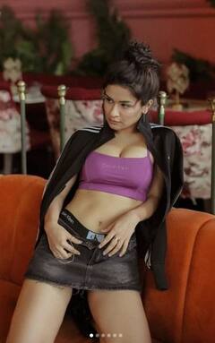 Avneet Kaur: ਅਵਨੀਤ ਕੌਰ ਦੀਆਂ ਇਨ੍ਹਾਂ ਤਸਵੀਰਾਂ ਨੇ ਮਚਾਇਆ ਹੰਗਾਮਾ, ਹੌਟਨੈੱਸ ਦੇਖ ਉੱਡੇ ਫੈਨਜ਼ ਦੇ ਹੋਸ਼