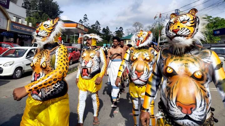 India Festival:কে বলে নতুন ফসলের উৎসব শুধু এ বঙ্গেরই? তা হলে একবার কেরলের দিকে তাকানো যাক। এই মুহূর্তে 'ওনাম উৎসবে' মাতোয়ারা দক্ষিণের এই স্বর্গসুন্দর রাজ্য।