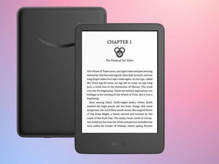 Kindle (2022 Edition) (Rs 9,999)- The latest 2022 edition of Kindle sports a 6-inch 300ppi high-resolution screen. It has 16GB of inbuilt storage and can last up to six weeks on a single charge. (Image Credit: Kindle)