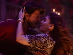 ডান্স ফ্লোরে ঝড় তুললেন শাহরুখ-নয়নতারা, প্রকাশ্যে 'নট রামাইয়া বাস্তাবাইয়া'