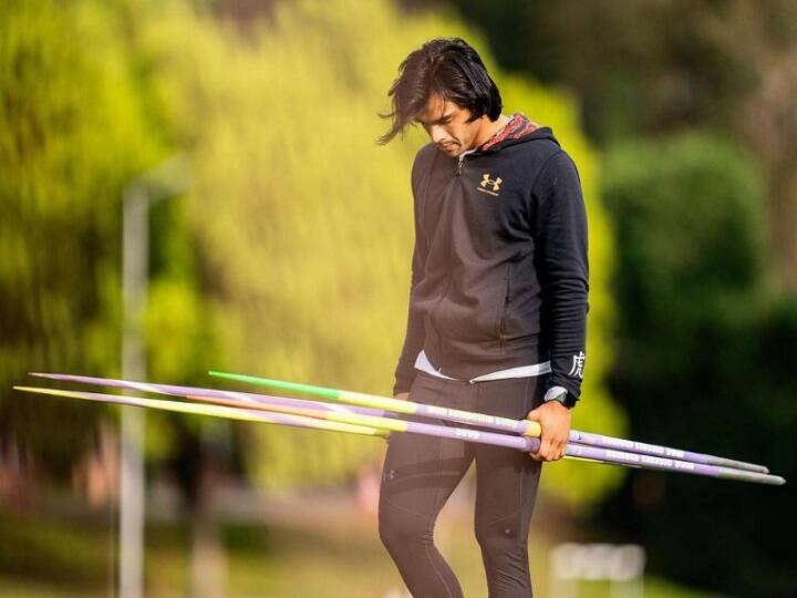 Neeraj Chopra: वर्ल्ड एथलेटिक्स चैंपियनशिप में गोल्ड जीतकर नीरज चोपड़ा ने एक बार फिर भारत का सिर गर्व से ऊंचा कर दिया है. ऐसा करने वाले वह पहले भारतीय बन गए हैं.