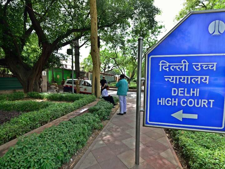 Despite of Agreement made after 8 years of legal battle but Delhi high court punished to serve 45 days in khajuri khas police station Delhi: 8 साल कानूनी लड़ाई के बाद कर लिया समझौता, दिल्ली पुलिस का समय खराब करने वालों को थाने में सेवा करने की मिली सजा 