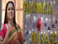 'కృష్ణ ముకుంద మురారి' సీరియల్: మురారి గదిలో తమ ప్రేమ గుర్తులను అతికించిన ముకుంద.. కొడుకుని చూసి కంగారుపడ్డ భవాని?