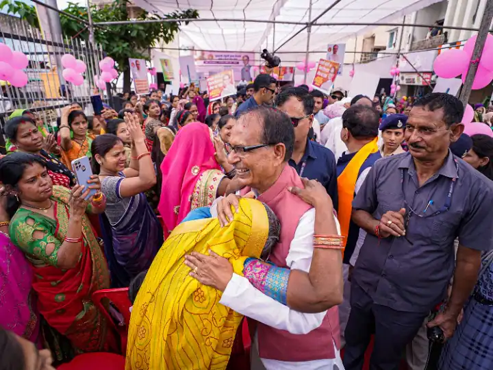 Raksha Bandhan: राखी पर राजनीति! एक लाख बहनों से राखी बंधवाएंगे शिवराज सरकार के ये मंत्री, दावे पर क्या है कांग्रेस का रिएक्शन?