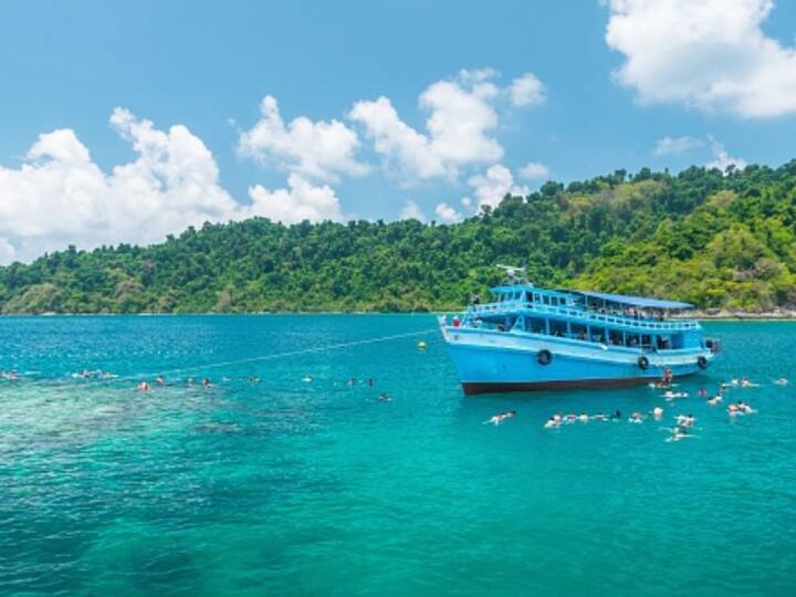 Andaman and Nicobar Islands for Snorkelling Season: Discover the tranquil underwater world of the Andaman and Nicobar Islands in September, as the off-season offers perfect conditions for snorkelling and diving. (Image Source: Getty)