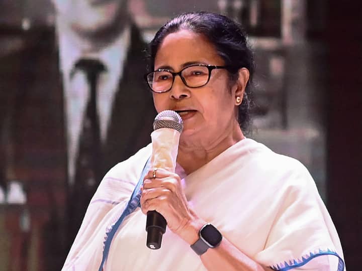 West Bengal CM Mamata Banerjee On Udhayanidhi Stalin Sanatana Dharma remarks 'हर धर्म की...', सनातन धर्म पर उदयनिधि स्टालिन के बयान पर बोलीं सीएम ममता बनर्जी