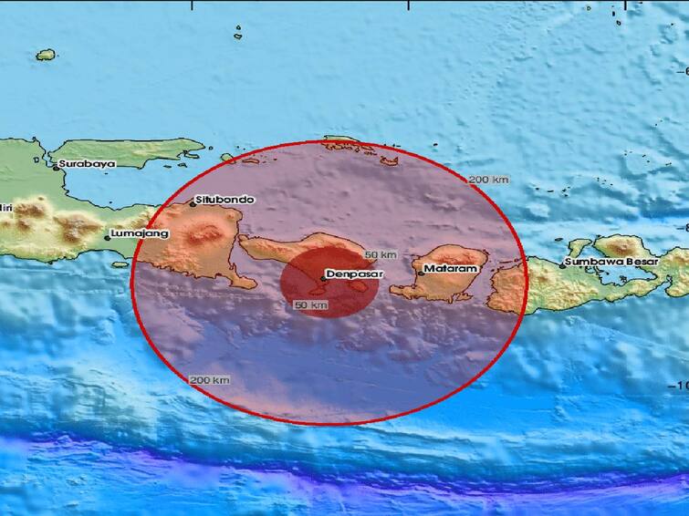 A powerful earthquake has been reported in Indonesia's Bali Sea area this morning rictar scale 7 points Indonesia Earthquake: இந்தோனேஷியா - பாலி பகுதியில் ஏற்பட்ட திடீர் நிலநடுக்கம்.. ரிக்டர் அளவுகோளில் 7-ஆக பதிவு..