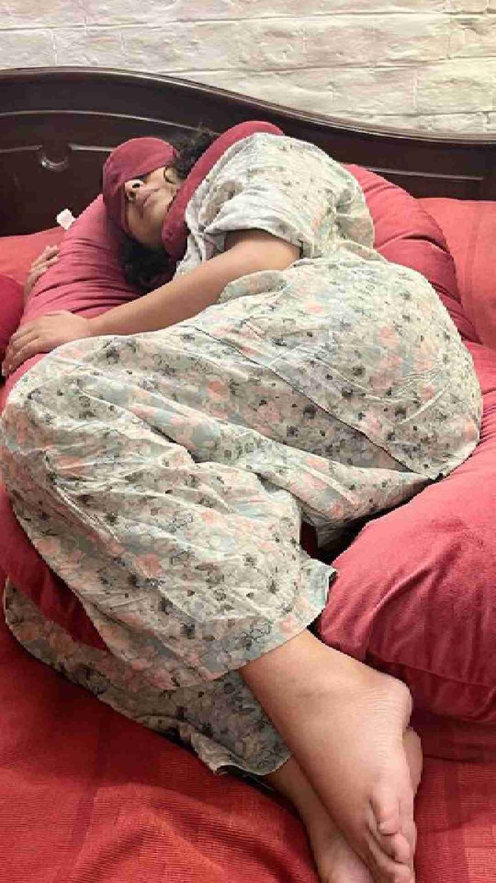 सोमवारी अभिनेत्रीने तिच्या मॅटर्निटी फोटोशूटचे फोटो सोशल मीडियावर शेअर केले.