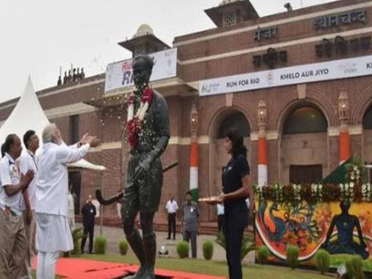 National Sports Day: PM Modi, Amit Shah Among Others Extend Wishes, Pay Homage To Major Dhyan Chand National Sports Day: PM Modi, Amit Shah Among Others Extend Wishes, Pay Homage To Major Dhyan Chand