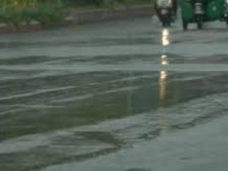 Chance of rain in 35 districts in Tamil Nadu in next 3 hours weather report Rain Alert: தயாரா இருங்க மக்களே! இரவில் கொட்டப்போகும் மழை...எந்தெந்த மாவட்டங்களில்? லேட்டஸ்ட் வானிலை அப்டேட்!