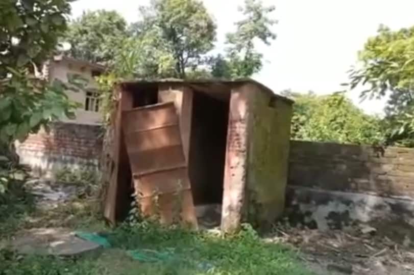 Kushinagar: कुशीनगर में स्वच्छ भारत मिशन की करोड़ों की धनराशि का बंदरबांट, सिर्फ कागज पर बनाए गए हजारों शौचालय Swachh Bharat Mission Crores funds were misappropriated in Kushinagar thousands of toilets were built only on paper ANN Kushinagar: कुशीनगर में स्वच्छ भारत मिशन की करोड़ों की धनराशि का बंदरबांट, सिर्फ कागज पर बनाए गए हजारों शौचालय