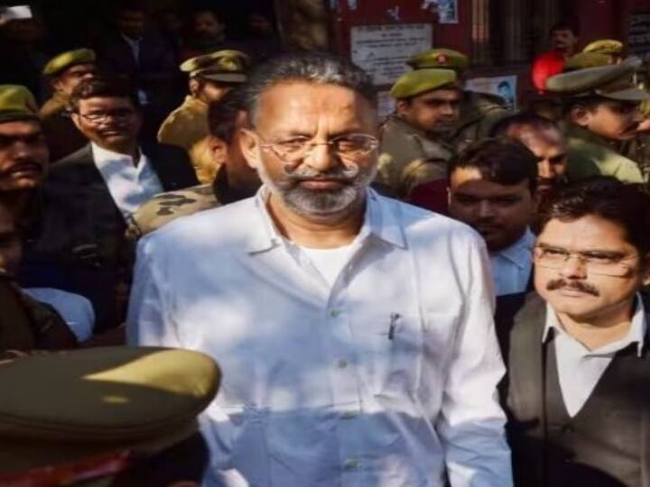 Mukhtar Ansari Close Aide umesh singh Rajan Singh flat attached by Mau Police in Manna Singh murder case ANN UP News: लखनऊ पहुंची मऊ पुलिस का बड़ा एक्शन, मुख्तार अंसारी के गुर्गे उमेश और राजन सिंह के फ्लैट किए गए कुर्क