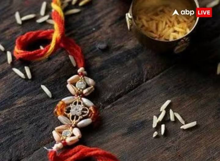 ભાઈ-બહેનનો તહેવાર રક્ષા બંધન આ વર્ષે 30 અને 31 ઓગસ્ટે ઉજવવામાં આવશે. આ વર્ષે ભદ્રાના કારણે 30 ઓગસ્ટ અને 31 ઓગસ્ટે રક્ષાબંધનનો તહેવાર મનાવવામાં આવી રહ્યો છે. અત્યારે લોકો રક્ષાબંધનની તારીખને લઈને મૂંઝવણમાં છે કે તેમણે 30 ઓગસ્ટે રાખડી બાંધવી કે 31 ઓગસ્ટે.