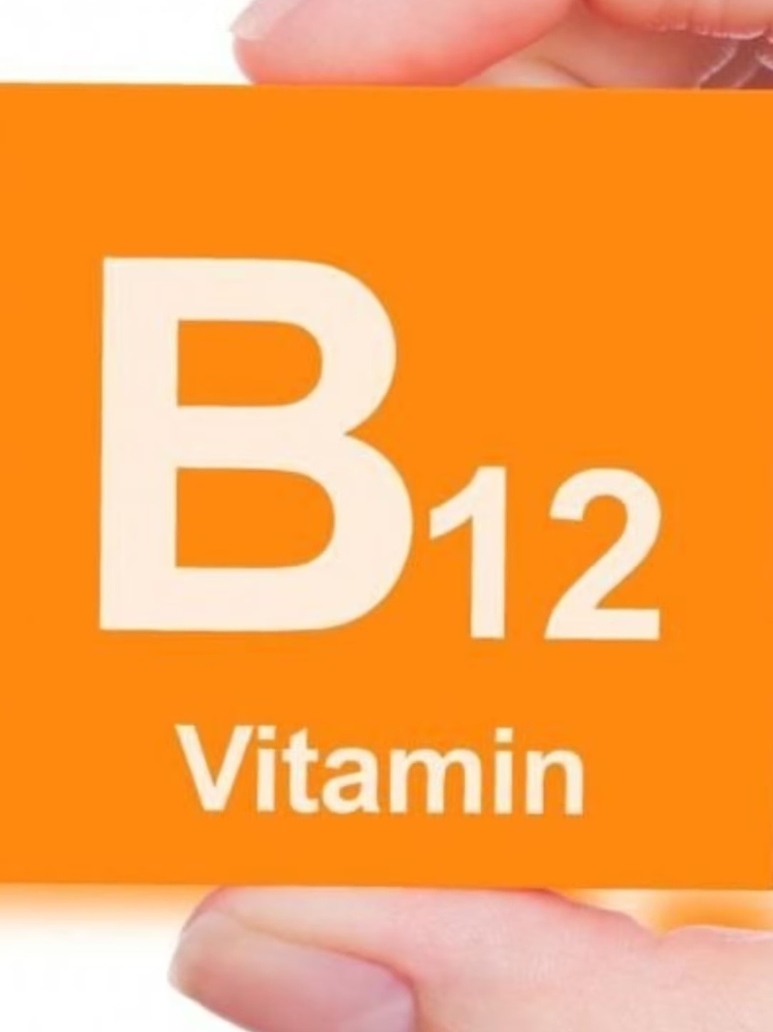 Vitamin B12 की कमी होने पर शरीर में दिखते हैं ये संकेत