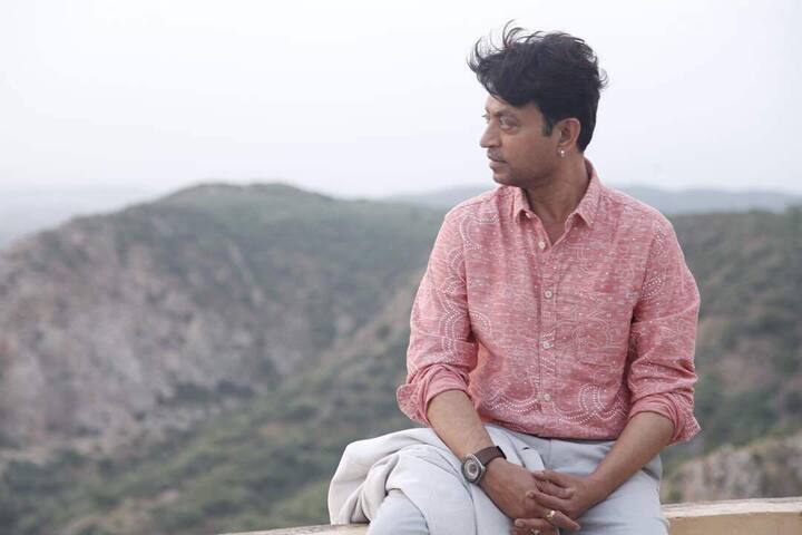 आम लोगों के साथ-साथ बॉलीवुड के कई दिग्गज सितारे भी इरफान खान की एक्टिंग के कायल थे. आज भी कई स्टार्स एक्टर की जमकर तारीफ करते हुए नजर आते हैं.