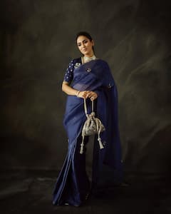 Mira Kapoor Is All Things Royalty As She Gets Ready To 'Party' In A Blue Saree