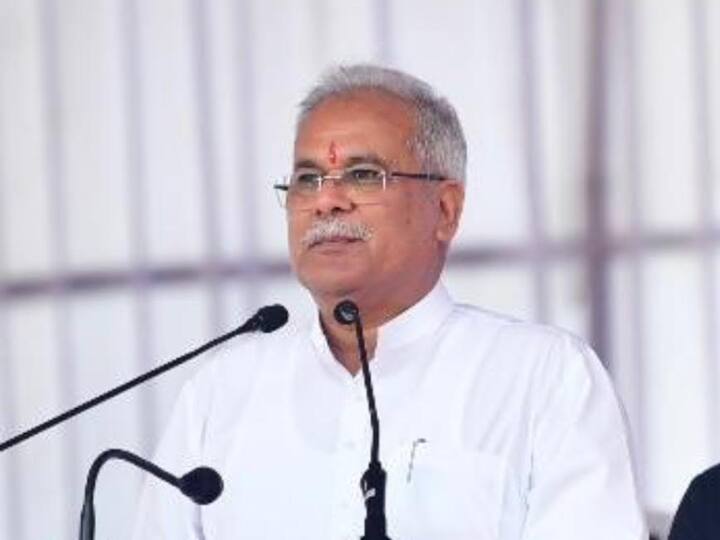 Raksha Bandhan 2023: रक्षाबंधन पर मुख्यमंत्री भूपेश बघेल ने की प्रदेशवासियों से अपील, गोबर की बनी राखियों से मनाएं त्योहार Raksha Bandhan 2023 Bhupesh Baghel appealed to people of state celebrate festival with rakhi made of cow dung ANN Raksha Bandhan 2023: रक्षाबंधन पर मुख्यमंत्री भूपेश बघेल ने की प्रदेशवासियों से अपील, गोबर की बनी राखियों से मनाएं त्योहार