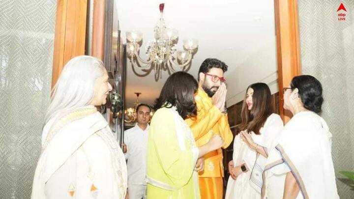 এদিন মমতা বলেন, 'অমিতাভ বচ্চন ভারতরত্ন। আমি অন্তত তা-ই বলি। আমার হাতে ক্ষমতা থাকলে, অনেক আগেই ভারতরত্ন ঘোষণা করতাম ওঁকে।'
