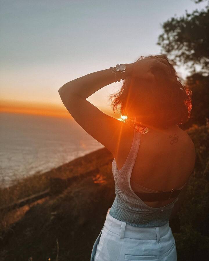 இவர் விஜய் தேவரகொண்டாவுடன் இணைந்து நடித்த குஷி திரைப்படம் வரும் செப்டம்பர் 1 ஆம் தேதி வெளியாக உள்ளது.