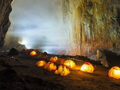 अरे बाप रे! ये गुफा इतनी गहरी है कि इसमें बड़े से बड़ा मॉल भी आराम से समा जाए