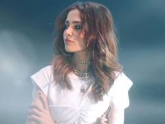 Photos: एशिया कप की ओपनिंग सेरेमनी में परफॉर्म करेंगी पाकिस्तान की स्टार सिंगर ऐमा बेग, देखें खूबसूरत तस्वीरें