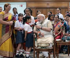 Raksha Bandhan 2023: PM મોદીએ બાળકો સાથે ઉજવી રક્ષાબંધન, જુઓ તસવીરો