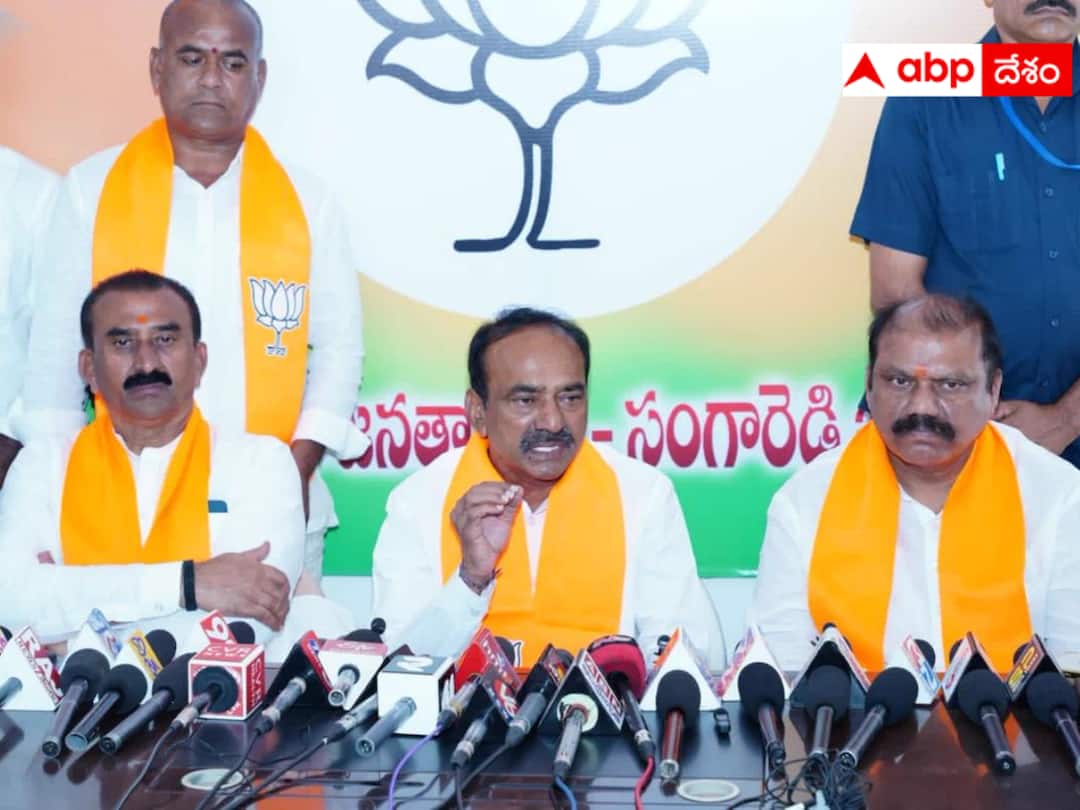 Etala Rajendar : ఎమ్మెల్యేల మీద కాదు వ్యతిరేకత అంత కేసీఆర్ మీదే - గజ్వేల్లో గెలిచే చాన్స్ లేదన్న ఈటల ! Etala Rajender says that there is more public opposition to KCR than MLAs. Etala Rajendar : ఎమ్మెల్యేల మీద కాదు వ్యతిరేకత అంత కేసీఆర్ మీదే - గజ్వేల్లో గెలిచే చాన్స్ లేదన్న ఈటల !