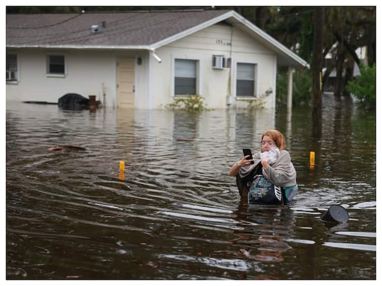Hurricane Idalia Hits United States Florida Coast 'Category 2' Storm, 4,500 People Moved To Shelters US: Hurricane Idalia Hits Florida Coast As 'Category 2' Storm, 4,500 People Moved To Shelters — Top Points