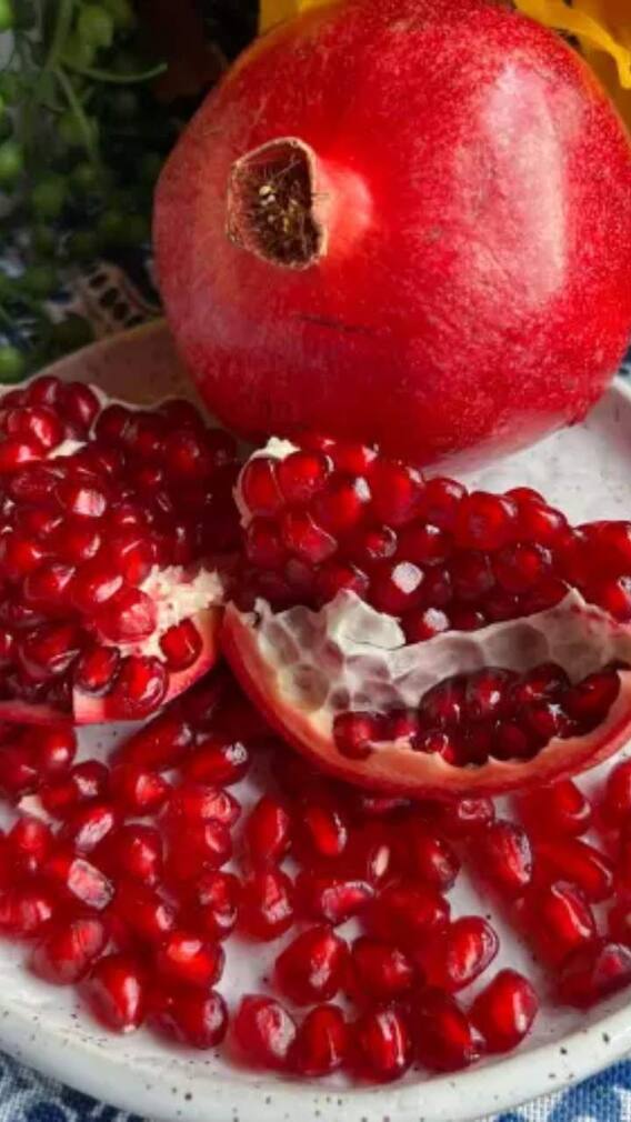 डाळिंबाचे आरोग्यासाठी 'हे' आश्चर्यकारक फायदे