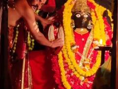 Photos: रक्षाबंधन के पर्व पर इस मंदिर में दंतेश्वरी देवी को बांधी जाती है सबसे पहली राखी, 800 साल से निभाई जा रही परंरपरा