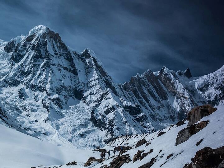 इस पैकेज की शुरुआत 4 नवंबर, 2023 को होगी. इस पैकेज कुल 6 दिन और 5 रात का है. इसमें आपको ब्रेकफास्ट, लंच और डिनर तीनों की सुविधा मिलेगी.