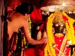 Photos: रक्षाबंधन के पर्व पर इस मंदिर में दंतेश्वरी देवी को बांधी जाती है सबसे पहली राखी, 800 साल से निभाई जा रही परंरपरा