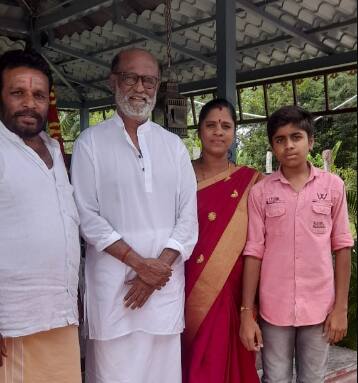 தற்போது இந்த புகைப்படங்கள் இணையத்தில் வைரலாகி வருகிறது.