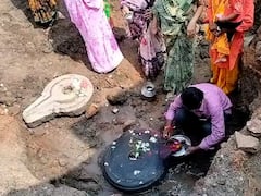 Chandrapur Shivling : चंद्रपुरातील चिमूरमध्ये नेरी इथे खोदकामात सापडले दोन शिवलिंग