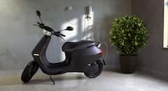 Best Electric Scooters: ਜੇ ਕੋਈ ਬਜਟ ਦੀ ਟੈਂਸ਼ਨ ਨਹੀਂ ਤਾਂ ਇਸ ਰੱਖੜੀ 'ਤੇ ਤੁਸੀਂ ਆਪਣੀ ਭੈਣ ਨੂੰ ਇਹ ਸ਼ਾਨਦਾਰ ਇਲੈਕਟ੍ਰਿਕ ਸਕੂਟਰ ਕਰ ਸਕਦੇ ਹੋ ਗਿਫਟ