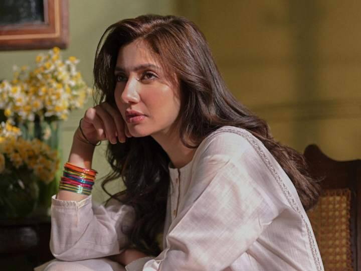 'मुझे नींद नहीं आती थी, मेरे हाथ कांपते थे', रणबीर कपूर संग सिगरेट पीते हुए वायरल फोटो पर आया Mahira Khan का रिएक्शन