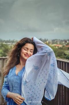 Avneet Kaur: ਸਿੰਪਲ ਸੂਟ ਪਾ ਕੇ ਅਵਨੀਤ ਕੌਰ ਨੇ ਸਾਦਗੀ ਨਾਲ ਮਚਾਈ ਤਬਾਹੀ, ਕਾਤਲ ਅੰਦਾਜ਼ ਦੇਖ ਦੀਵਾਨੇ ਹੋਏ ਪ੍ਰਸ਼ੰਸਕ