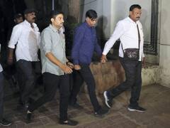 खुद को PMO अधिकारी बताने वाले किरन पटेल को मिली जमानत, चार्जशीट से हटी गैर-जमानती धारा