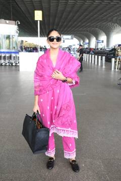 Mrunal Thakur: सीता रामम ते जर्सी; जाणून घ्या मृणाल ठाकूरच्या चित्रपटांबद्दल...