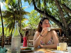 Tamannaah In Maldives : మాల్దీవుల్లో తమన్నా - బికినీ వేసి బీచ్‌లో