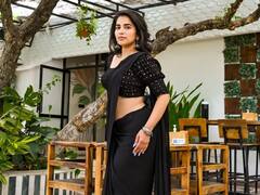 నల్ల చీరలో మెరిసిపోతున్న కోమలి ప్రసాద్!