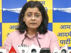 'विदेशी मेहमानों की तरह ही दिल्ली वासियों के लिए भी कड़ी सुरक्षा व्यवस्था करें LG', AAP नेता प्रियंका कक्कड़ का केंद्र पर वार