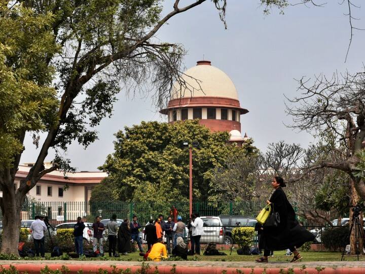 Article 370 Hearing Highlights: Centre tells supreme court Ready for elections in Jammu Kashmir ANN केंद्र ने SC में कहा, 'जम्मू-कश्मीर में जल्द होंगे विधानसभा चुनाव', रखे आतंकवाद और पत्थरबाजी में कमी समेत कई आंकड़े