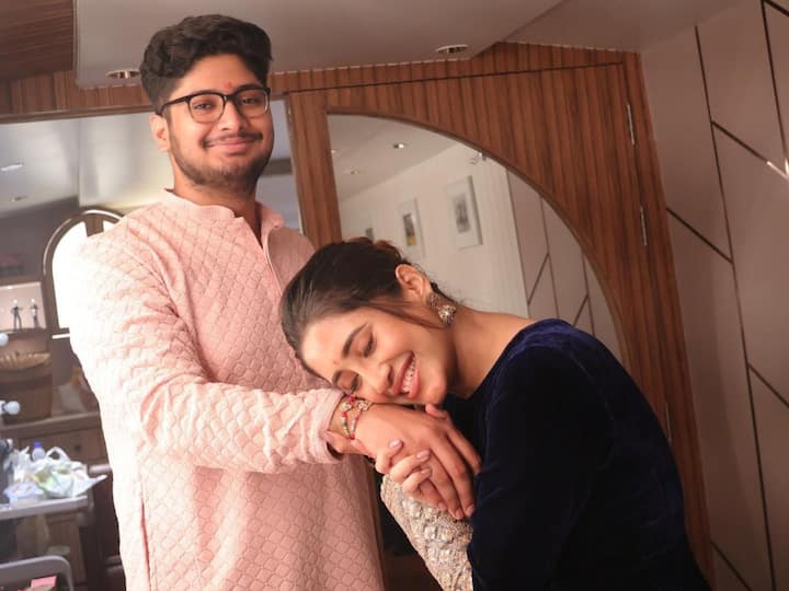 Like many celebs, TV actor Shivangi Joshi celebrated Raksha Bandhan with her brother. The actor shared adorable pics with him on Instagram