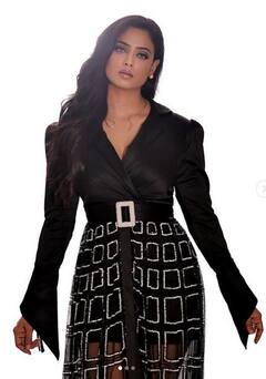 Shweta Tiwari: ਬਲੈਕ ਫਾਰਮਲ ਪਹਿਨ ਸ਼ਵੇਤਾ ਤਿਵਾਰੀ ਨੇ ਦਿਖਾਇਆ ਸ਼ਾਨਦਾਰ ਅਵਤਾਰ, ਕੈਮਰੇ 'ਚ ਕੈਦ ਹੋਈ ਬੋਲਡ ਲੁੱਕ