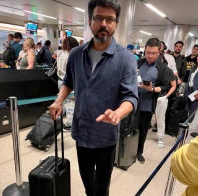 தற்போது இயக்குநர் வெங்கட் பிரபு, விஜய் உட்பட படக்குழுவை சேர்ந்த சிலர் கலிஃபோர்னியாவிற்கு சென்றுள்ளனர்.