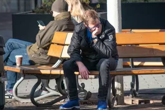 ਦੁਨੀਆ ਦੀਆਂ ਵੱਡੀਆਂ ਕੰਪਨੀਆਂ ਅਤੇ ਸਭ ਤੋਂ ਅਮੀਰ ਲੋਕ ਅਮਰੀਕਾ ਵਿਚ ਰਹਿੰਦੇ ਹਨ, ਪਰ ਇਸ ਅਮੀਰੀ ਦੇ ਵਿਚਕਾਰ ਗਰੀਬੀ ਵੀ ਹੈ।